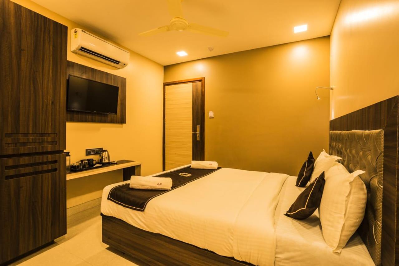 Hotel Golden Crown Mumbai Exterior foto